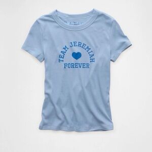 American Eagle Outfitters Light Blue Short Sleeve Tee with Dark Blue Graphic